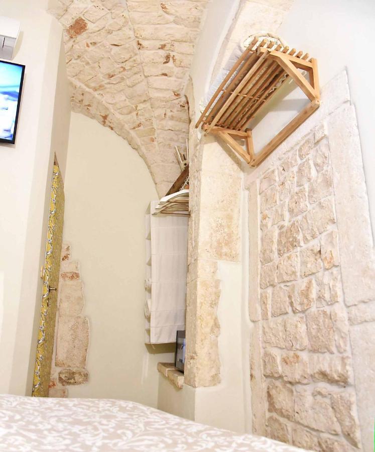 L'Angolo Di Gaudi, Alcoba Blanca 普蒂尼亚诺 外观 照片